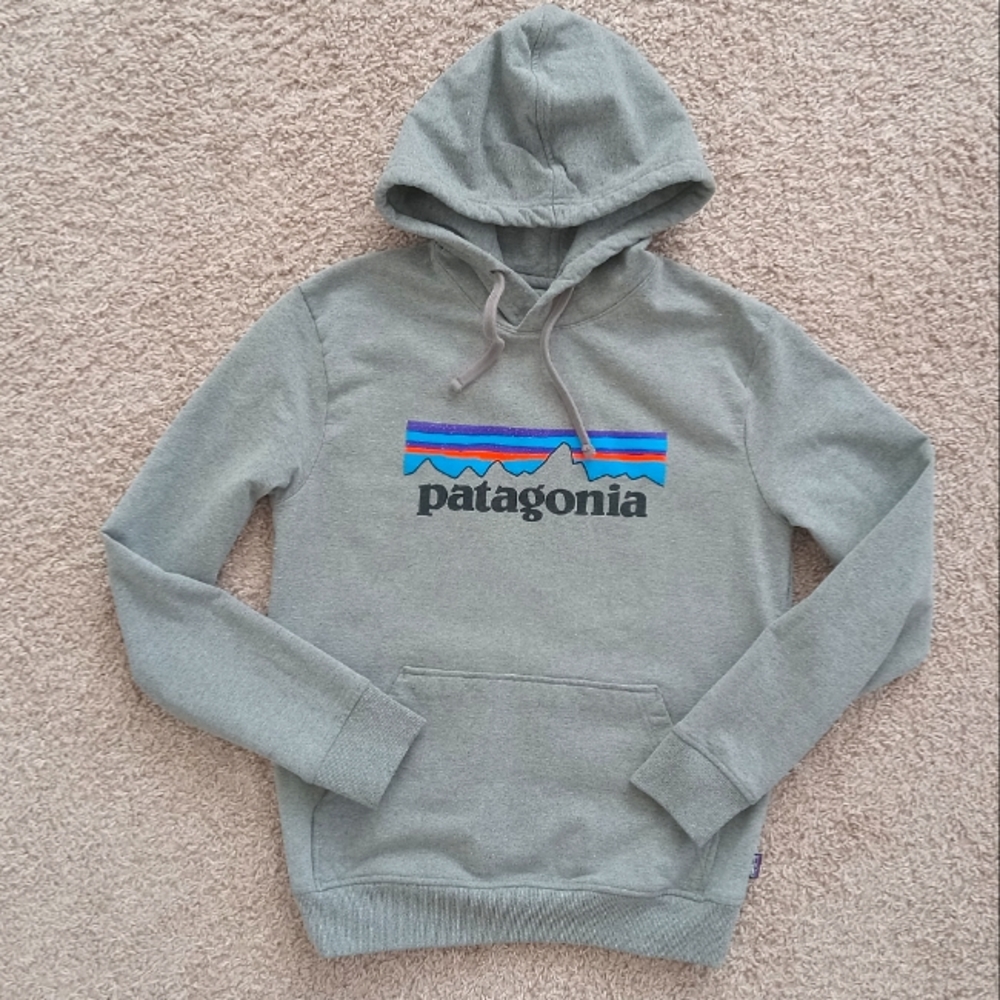 Patagonia Uprisal Long Sleeve Kangaroo Pocker Graphic Print Hoodie Size S